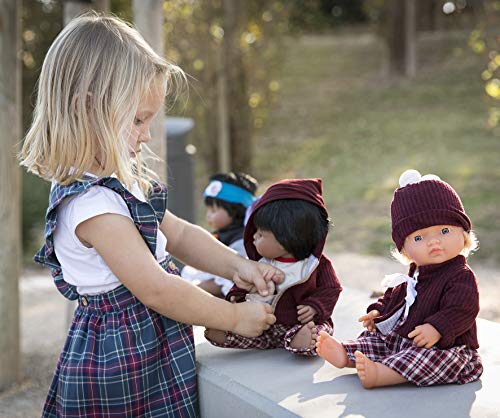 Miniland – Muñeco bebé Europea Niña de vinilo suave de 38cm con rasgos étnicos y sexuado para el aprendizaje de la diversidad con suave y agradable perfume. Presentado en caja de regalo.
