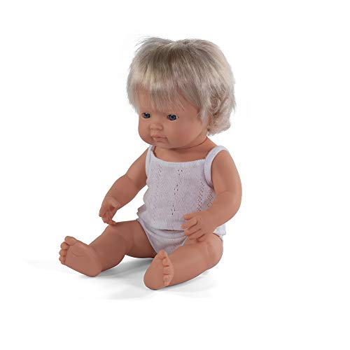 Miniland – Muñeco bebé Europea Niña de vinilo suave de 38cm con rasgos étnicos y sexuado para el aprendizaje de la diversidad con suave y agradable perfume. Presentado en caja de regalo.