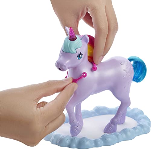 Barbie Dreamtopía Muñeca con unicornio y accesorios para peinar y de juguete (Mattel GTG01)