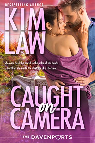 Caught on Camera (The Davenports Book 1) (English Edition)
