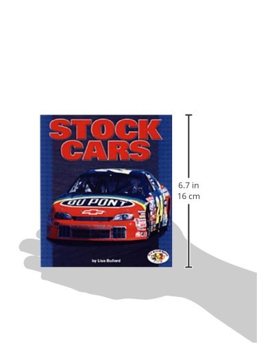 Stock Cars: Pull Ahead Books - Mighty Movers
