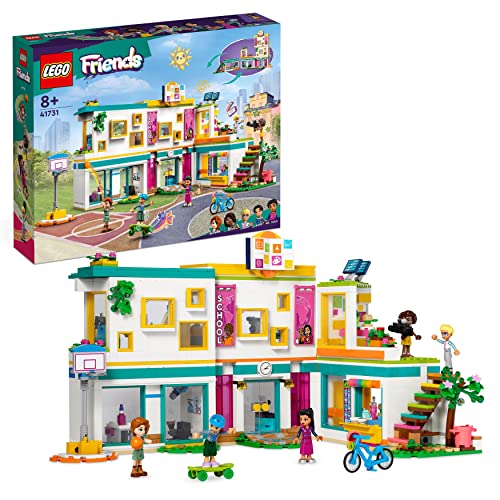 LEGO 41731 Friends Escuela Internacional de Heartlake, Juguete de Construcción Modular para Niñas y Niños de 8 Años, 5 Mini Muñecas 2023 Aliya, Olly y Autumn, Figura de Hamster y Accesorios