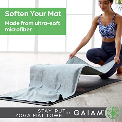 Gaiam Stay Put - Toalla de yoga (tamaño estándar, 167 cm de largo x 64 cm de ancho), color morado