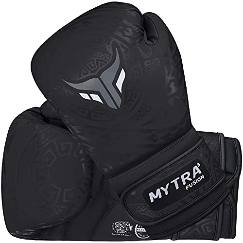 Mytra Fusion Guantes de boxeo para niños para entrenamiento, kickboxing, saco de boxeo, muay thai, MMA, peleas y peleas, perfectos para niños y niñas (Black, 4-oz)