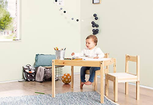 Pinolino Juego de mesa y sillas para niños Olaf; 3 piezas, de madera, 2 sillas y 1 mesa, para niños a partir de 2 años, lacado claro y liso, blanco