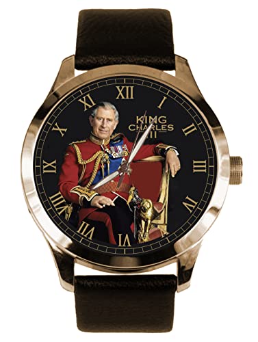 Rey Carlos III, ex Príncipe de Gales. Reloj de pulsera clásico de latón macizo coleccionable. en Full Regalia., dorado